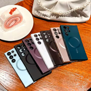 Liquid silicone magnetic suction phone case